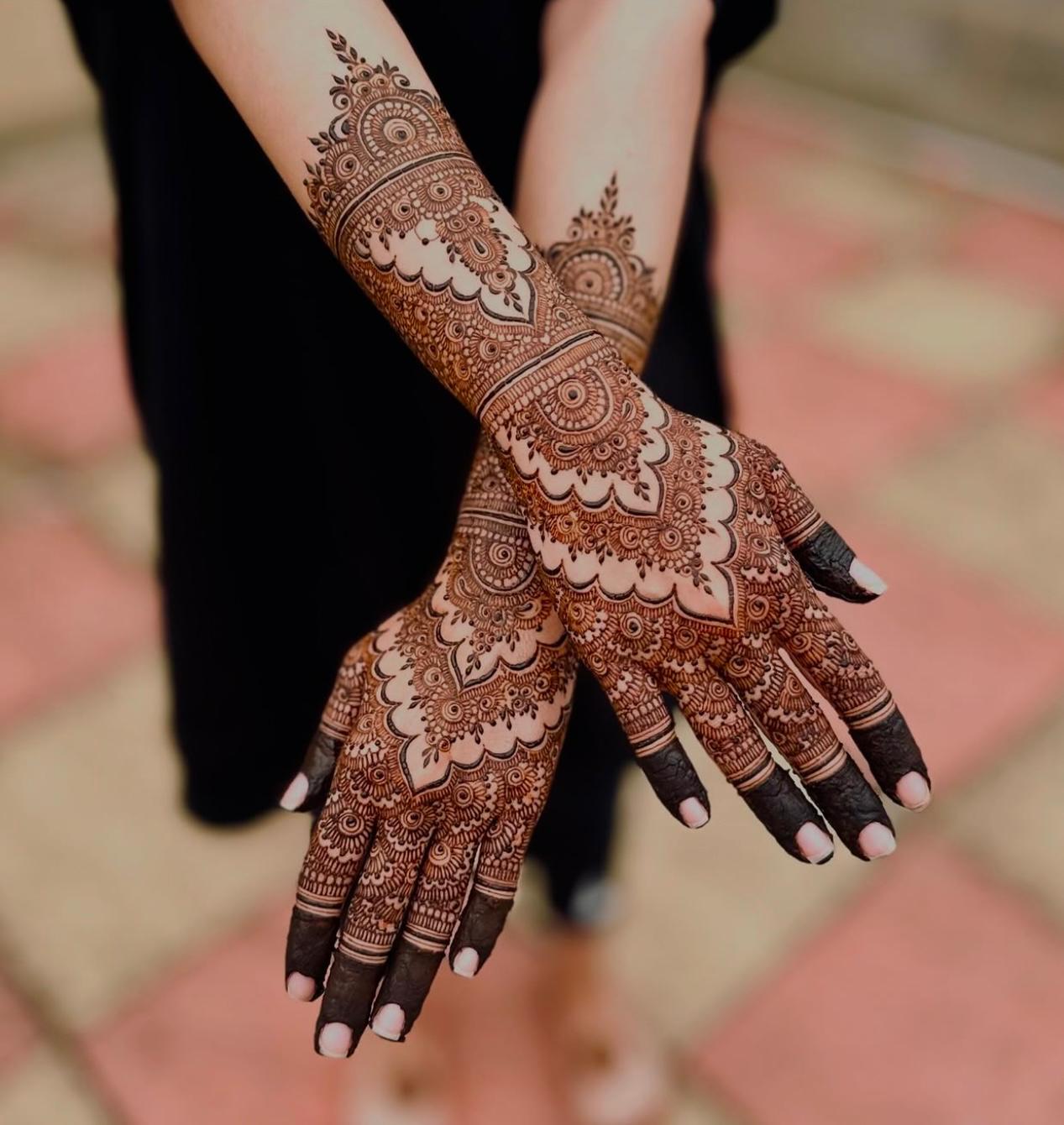 Henna design 4